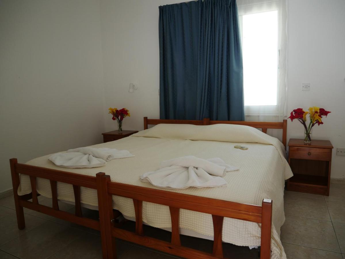 Kozis Hotel Apartments Polis Eksteriør bilde